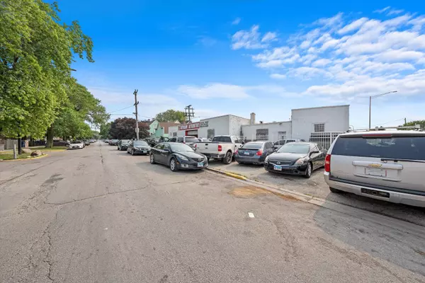 Cicero, IL 60804,4901 W Ogden AVE