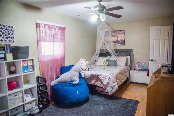 Carthage, IL 62321,1320 E Center ST