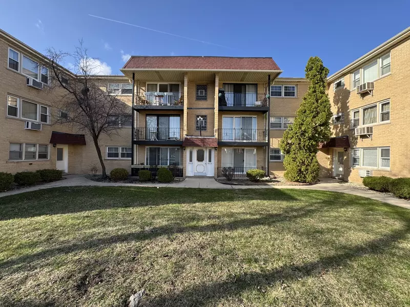 8854 N Grace AVE #1NW, Niles, IL 60714