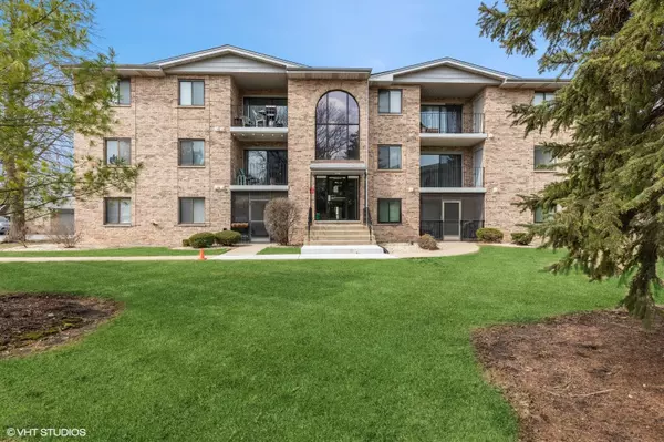 13308 W CIRCLE DRIVE Pkwy #107, Crestwood, IL 60418