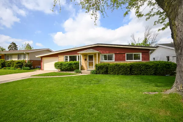 Lombard, IL 60148,614 S Elizabeth ST