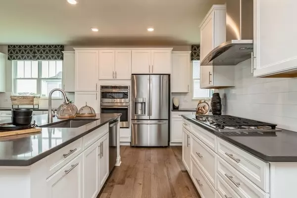 Algonquin, IL 60102,360 West Point CIR