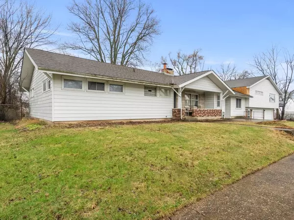 Harvard, IL 60033,704 W McKinley ST