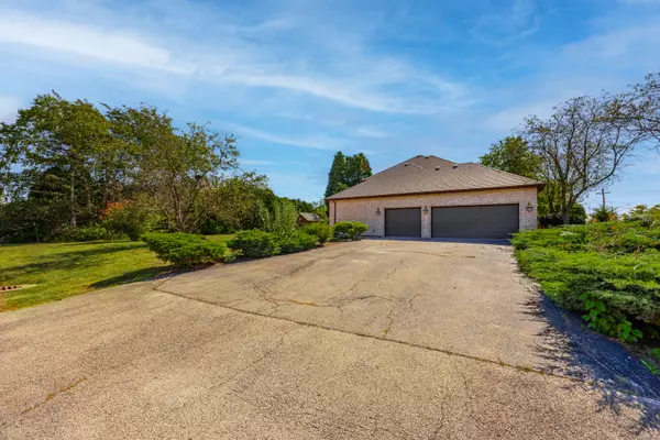 Lemont, IL 60439,13035 Parker RD