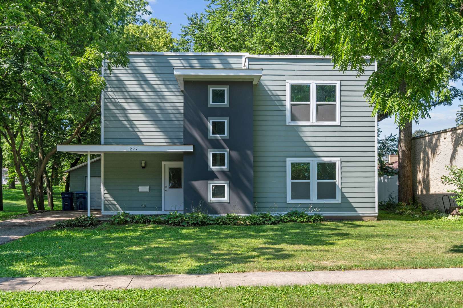 277 Church ST, Crystal Lake, IL 60014