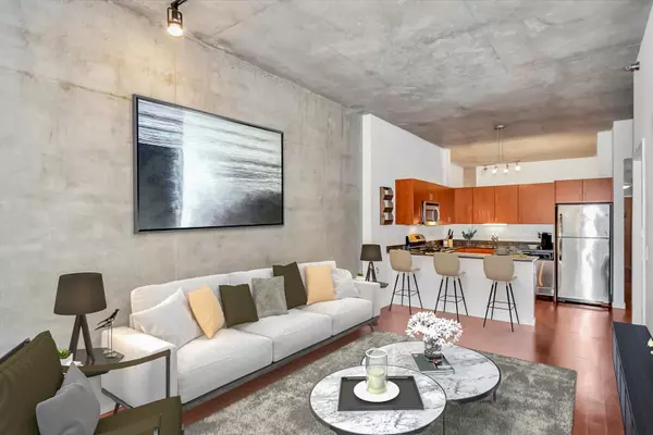 Chicago, IL 60607,235 W Van Buren ST #2416
