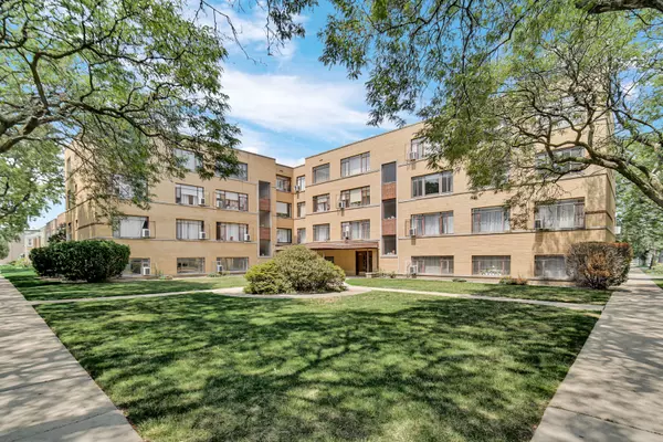 2710 W Summerdale AVE #GA, Chicago, IL 60625