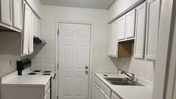 Riverdale, IL 60827,13711 S Stewart AVE #A1E