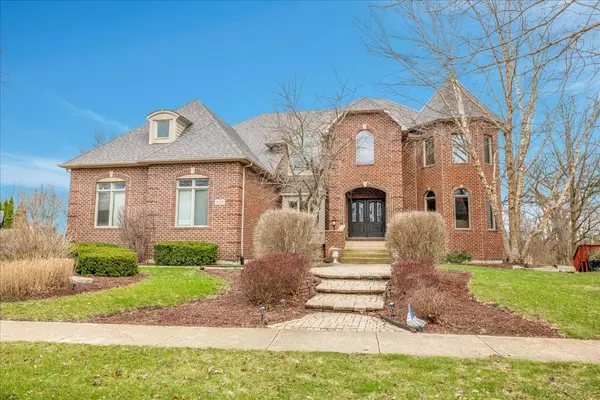 866 Twin Elms LN, Batavia, IL 60510