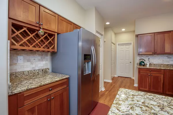 Batavia, IL 60510,204 Trentt DR #0