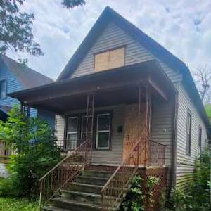 10616 S Lafayette AVE, Chicago, IL 60628