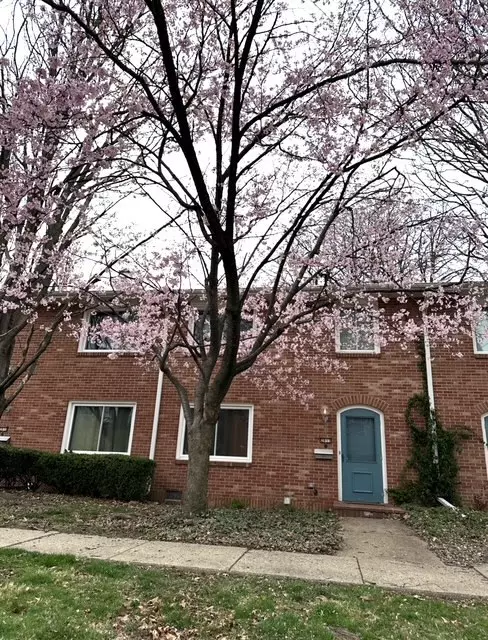 2013 Vawter ST #2013, Urbana, IL 61801
