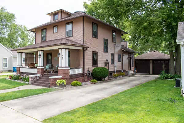 Monticello, IL 61856,447 S State ST