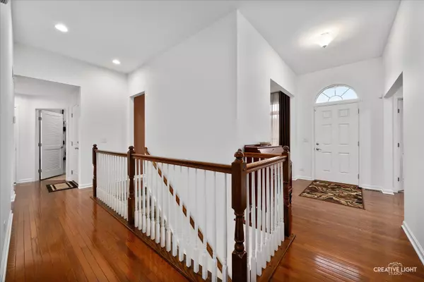 Aurora, IL 60505,1611 Colchester LN