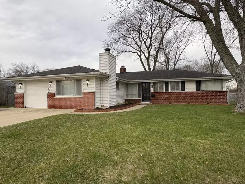 214 S Springinsguth RD, Schaumburg, IL 60193