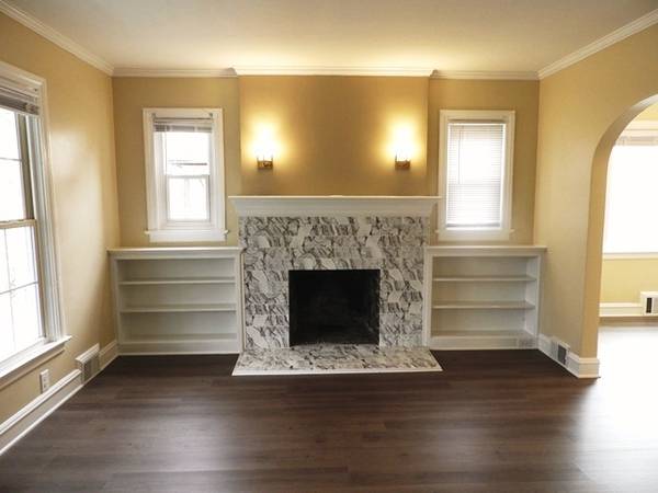 Zion, IL 60099,2910 Elisha AVE