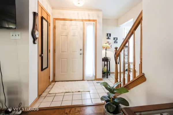 Mokena, IL 60448,19765 Cambridge DR