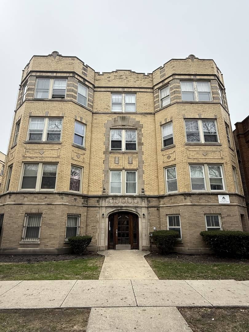 6320 N Artesian AVE #204, Chicago, IL 60659