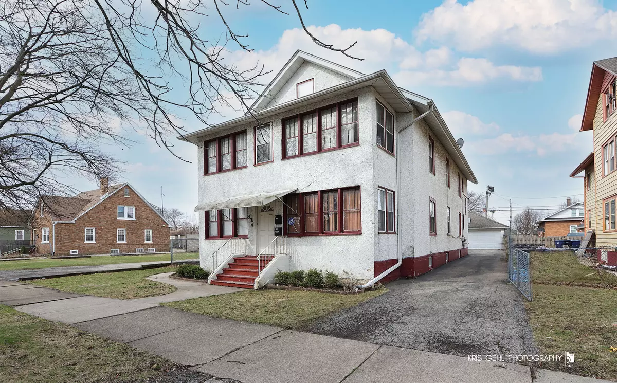 Waukegan, IL 60085,824 S Jackson ST