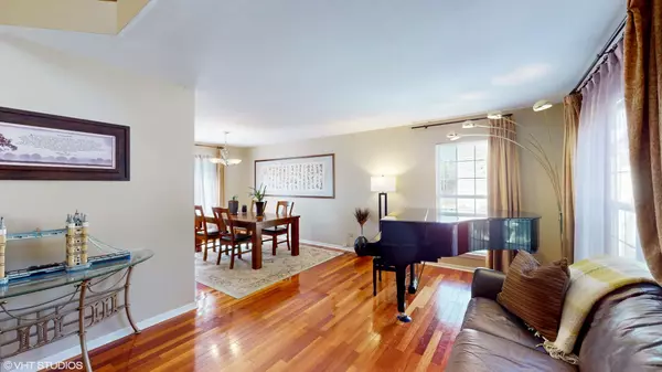 Naperville, IL 60540,2008 Chang CT