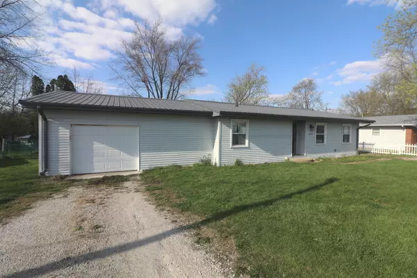Clinton, IL 61727,1029 Jemima ST