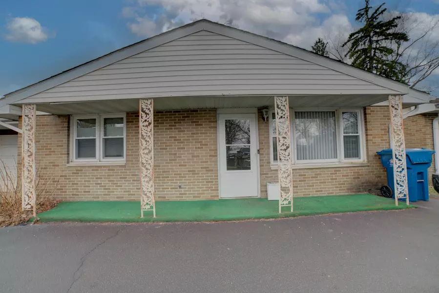 433 S 5th ST, Watseka, IL 60970