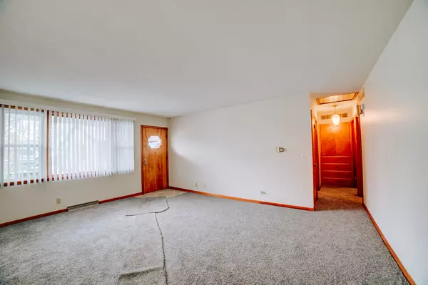 Watseka, IL 60970,433 S 5th ST