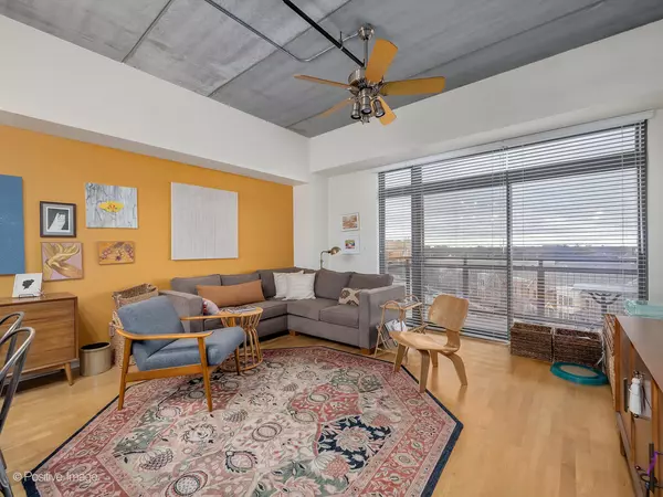 Park Ridge, IL 60068,170 N Northwest HWY #407