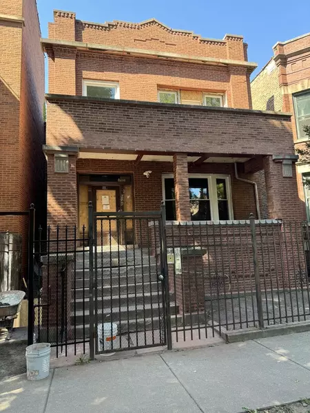 6148 S Eberhart AVE, Chicago, IL 60637