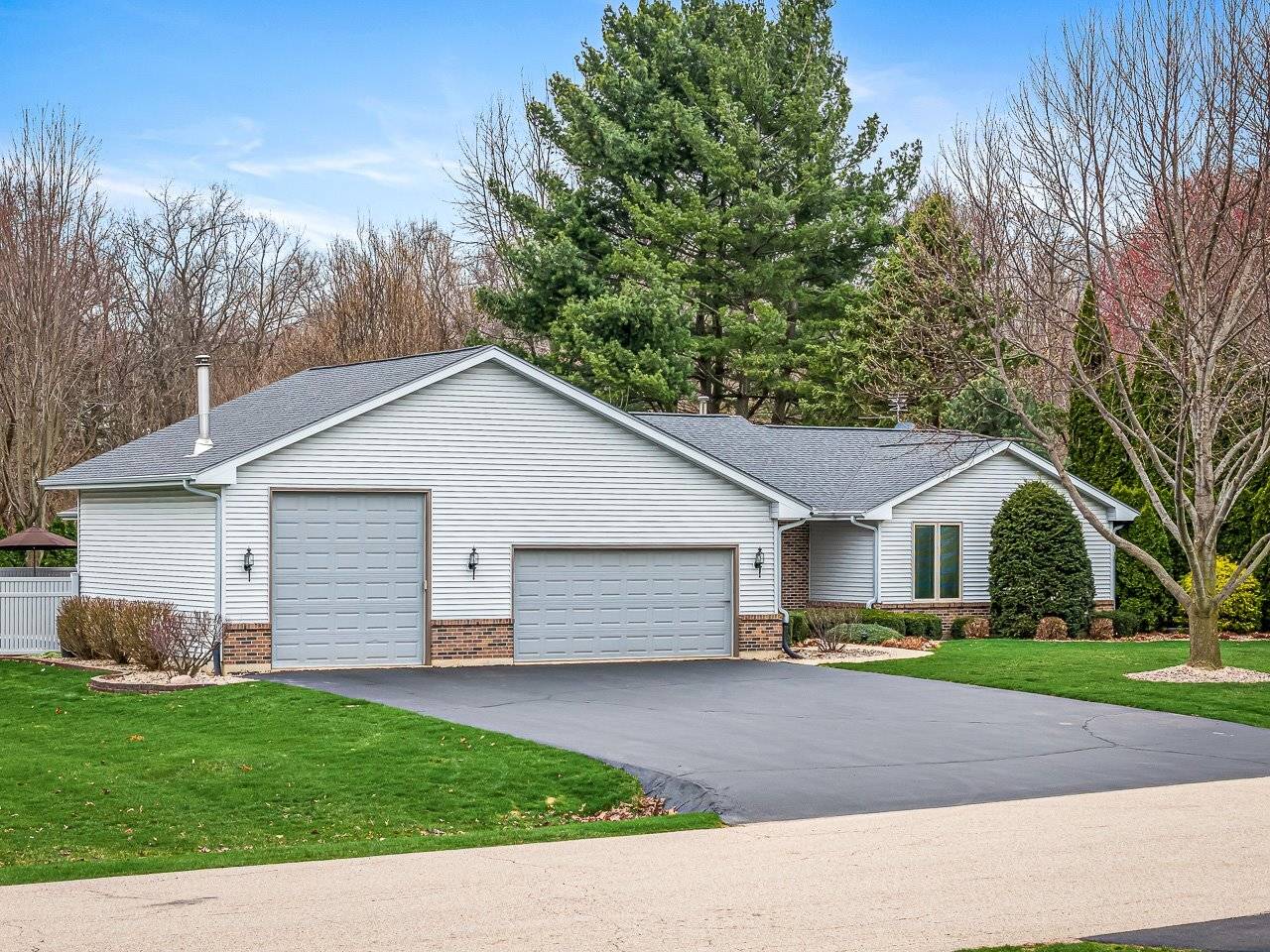 Belvidere, IL 61008,9744 Prairie LN