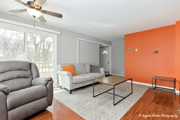 Mchenry, IL 60050,2504 Huemann DR