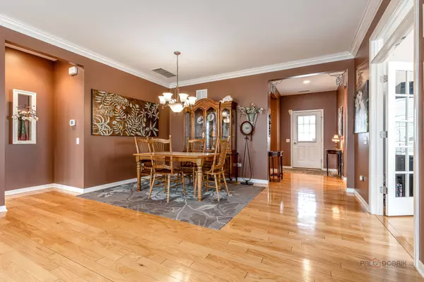 Mundelein, IL 60060,2992 Ravinia CIR