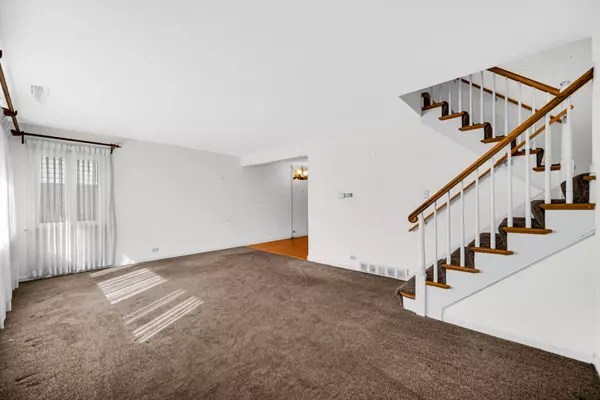 Homewood, IL 60430,18422 Clyde RD