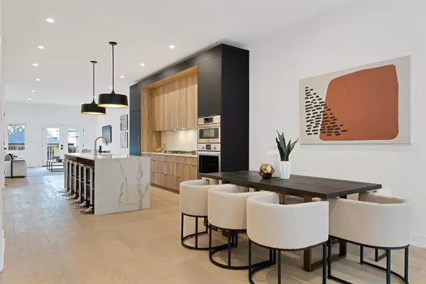 Chicago, IL 60653,4930 S Martin Luther King DR