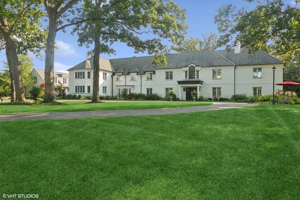 90 Hawley Woods RD, Barrington Hills, IL 60010