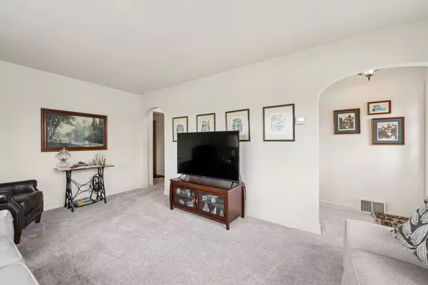 Bloomingdale, IL 60108,130 3rd ST