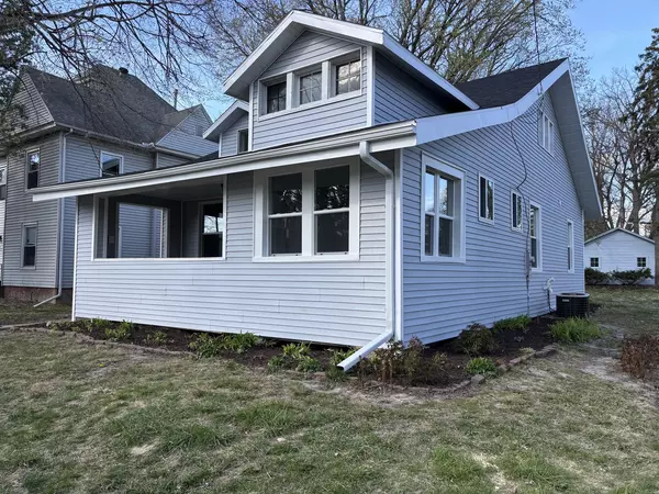 Sterling, IL 61081,210 11th AVE