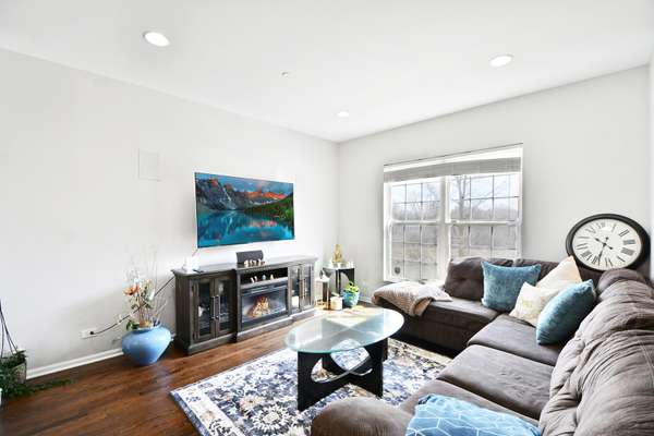 Lake Zurich, IL 60047,86 Arcadia LN