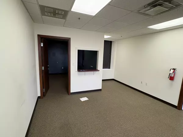 Kankakee, IL 60901,187 S Schuyler AVE #410