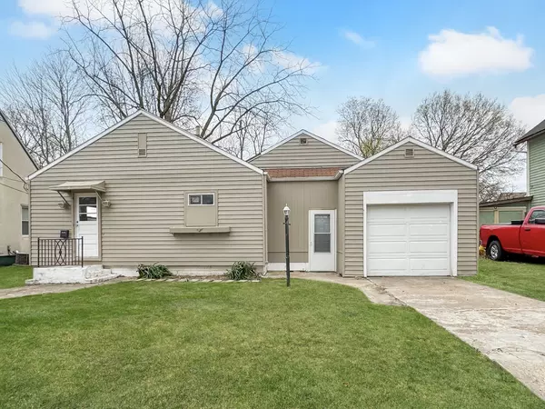 305 S Chestnut ST, Princeton, IL 61356