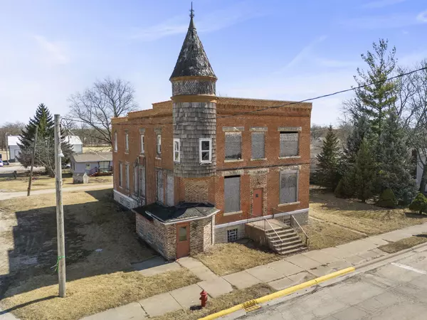 Seneca, IL 61360,426 N Main ST