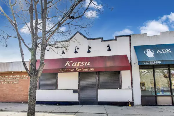 Chicago, IL 60659,2649 W Peterson AVE