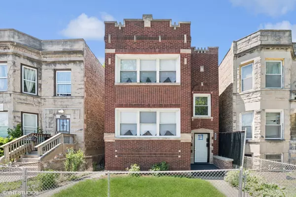 7440 S Ingleside AVE, Chicago, IL 60619