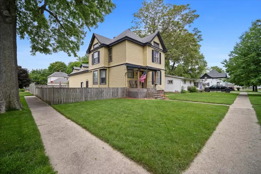 219 W Bennett ST, Pontiac, IL 61764