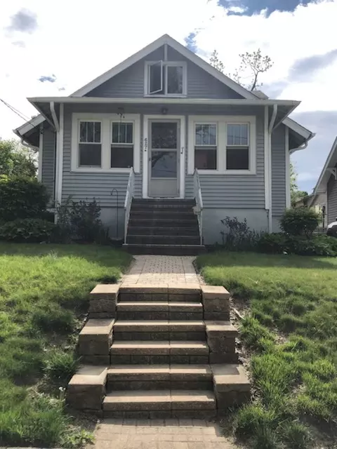St. Charles, IL 60174,627 S 2nd ST