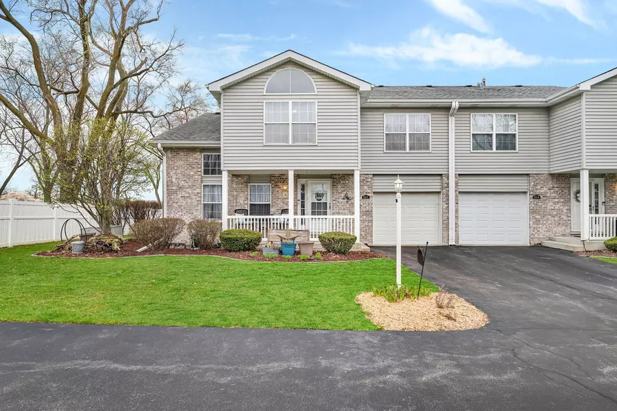 5237 Diamond DR #A, Oak Forest, IL 60452