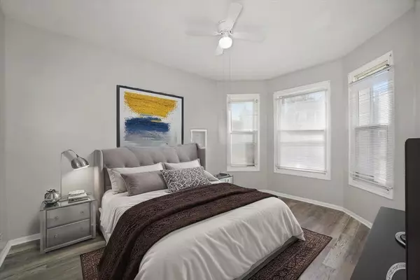 Chicago, IL 60621,6611 S Peoria ST