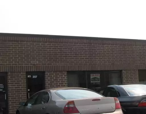 Wauconda, IL 60084,1000 N Rand RD #207