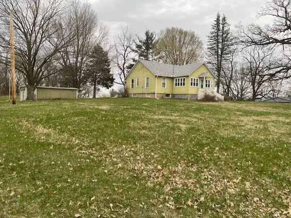 Hennepin, IL 61327,9518 Hennepin Florid RD