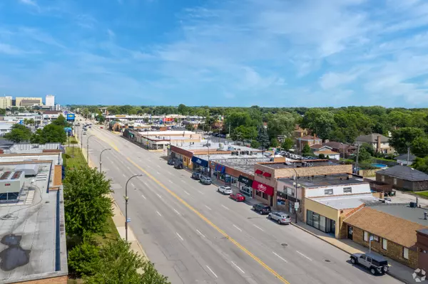 Oak Lawn, IL 60453,4921 W 95th ST